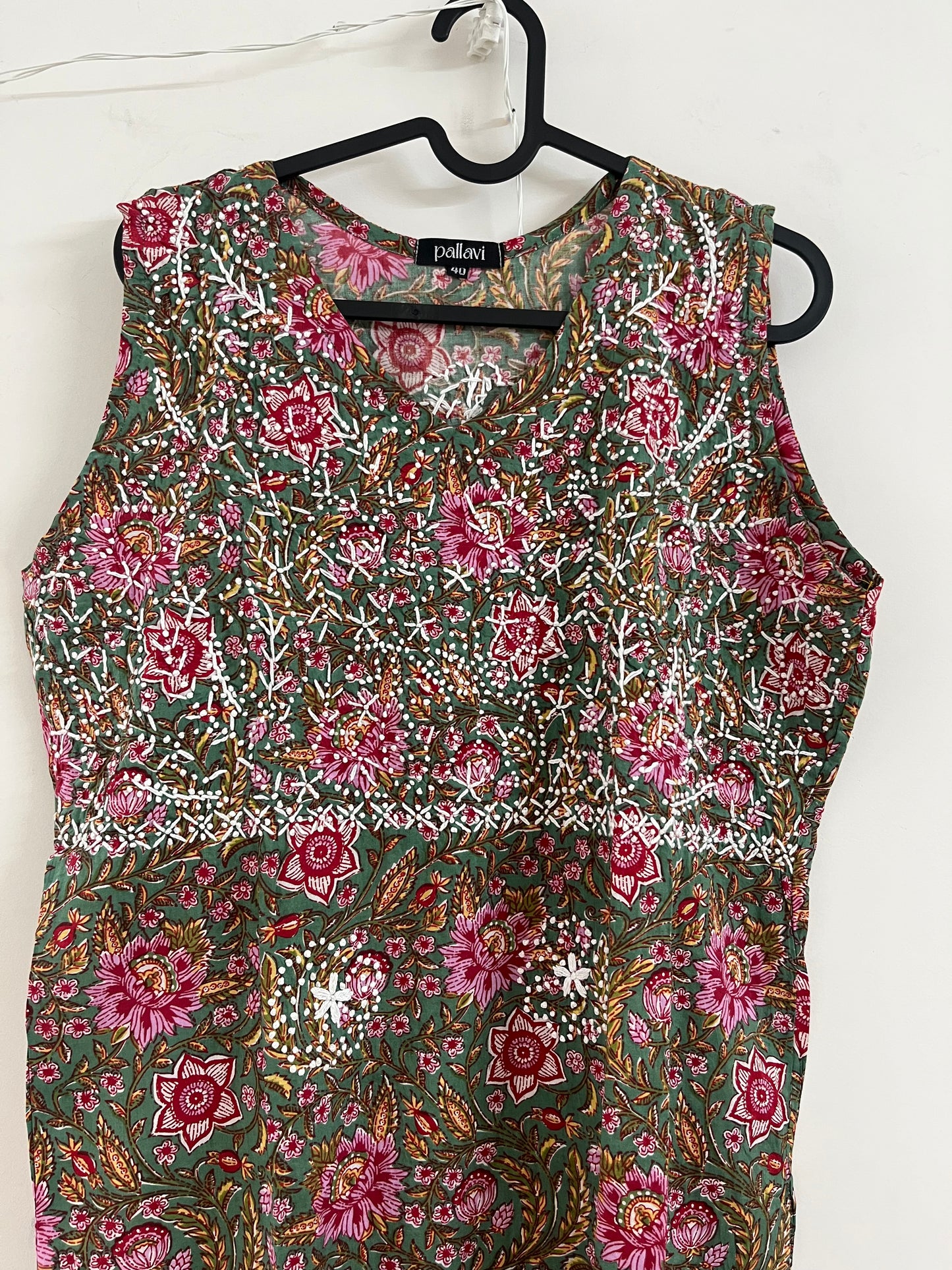 Straight Kurti Sleeveless - Floral Lyla green