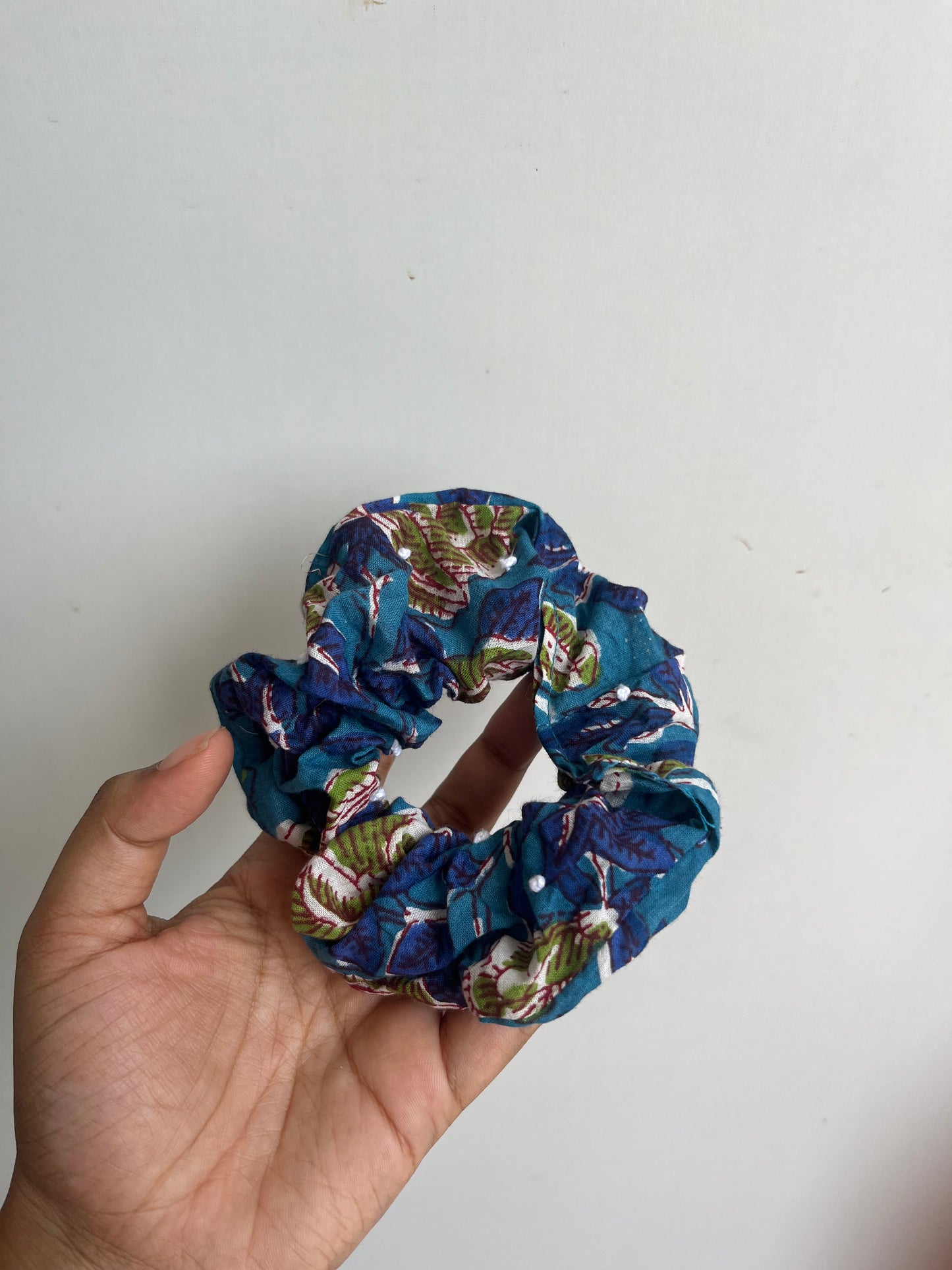 Frenchknot Scrunchy