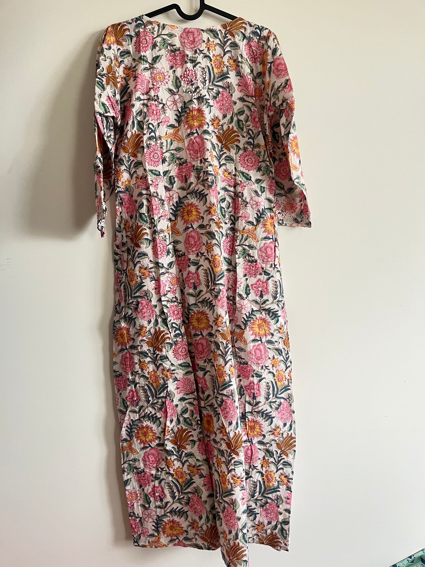 Aliya Cut Dress - Floral White
