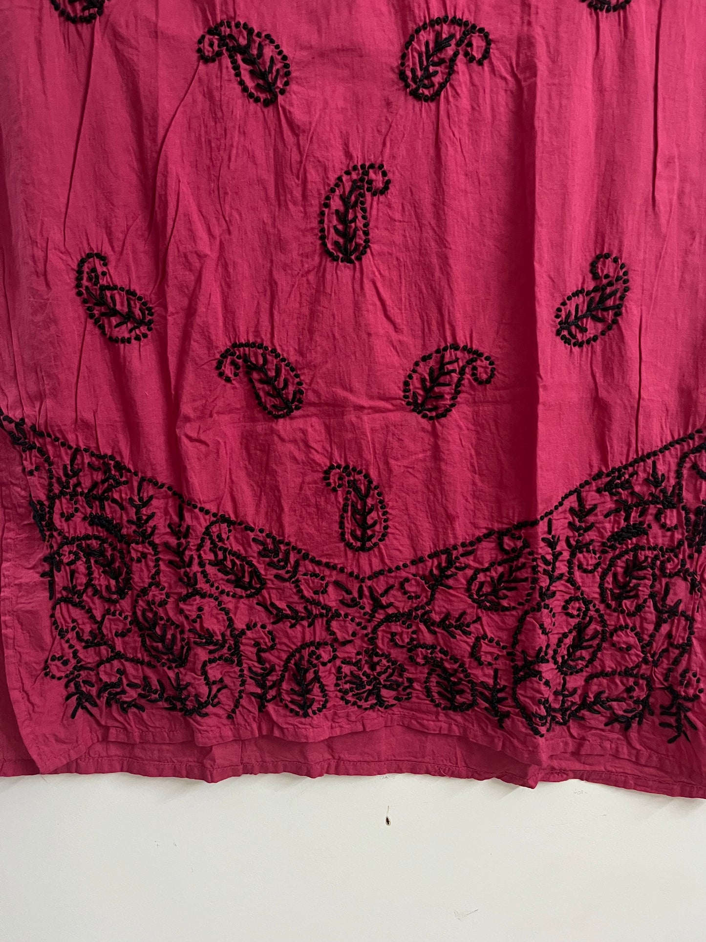 Straight Kurti PRE-ORDER - Black knots on Pink