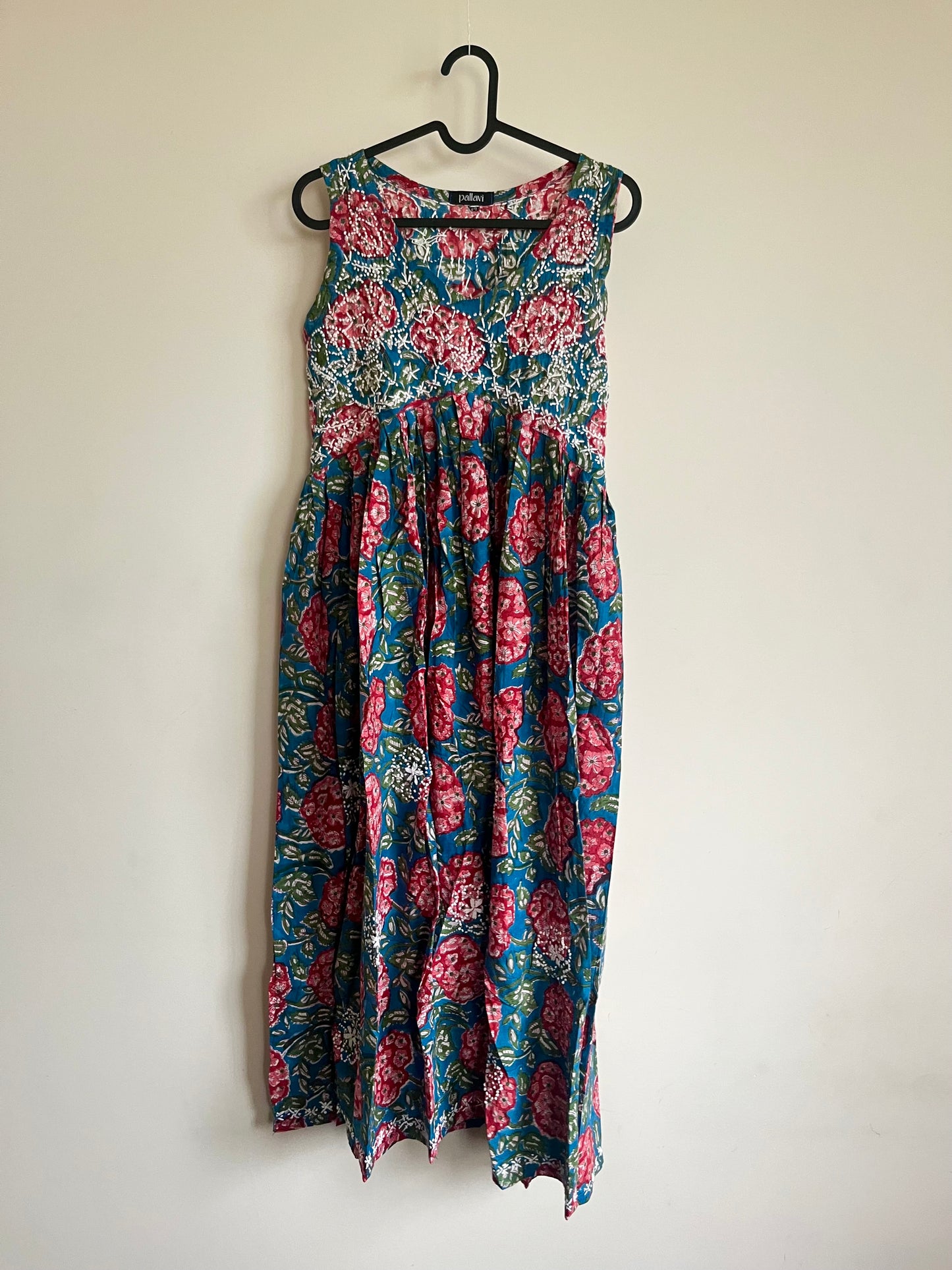 Sleeveless Aliya cut dress (with work on front and back) - Pinkbelle