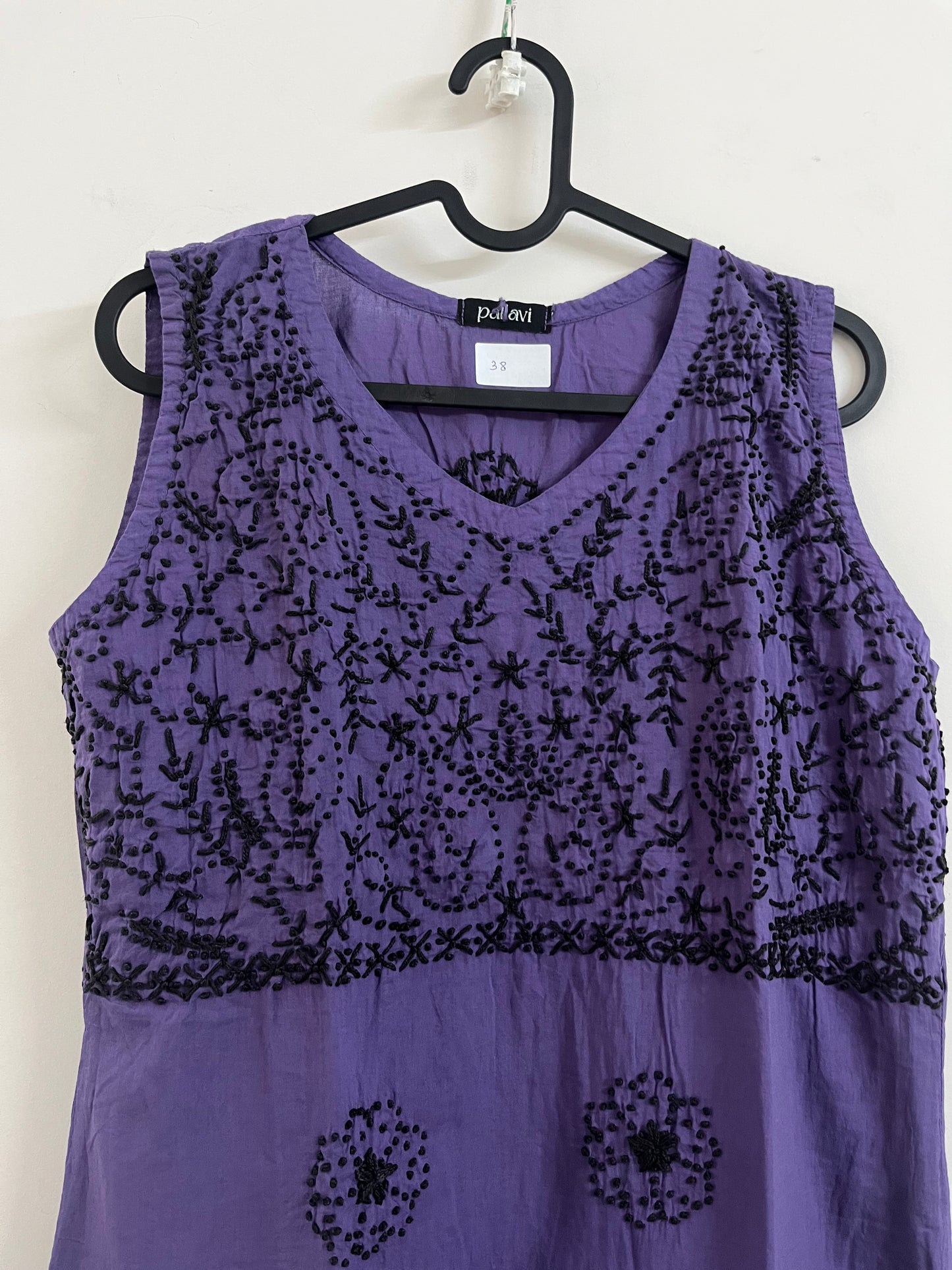 Sleeveless Straight kurti - Black knots on Amethyst