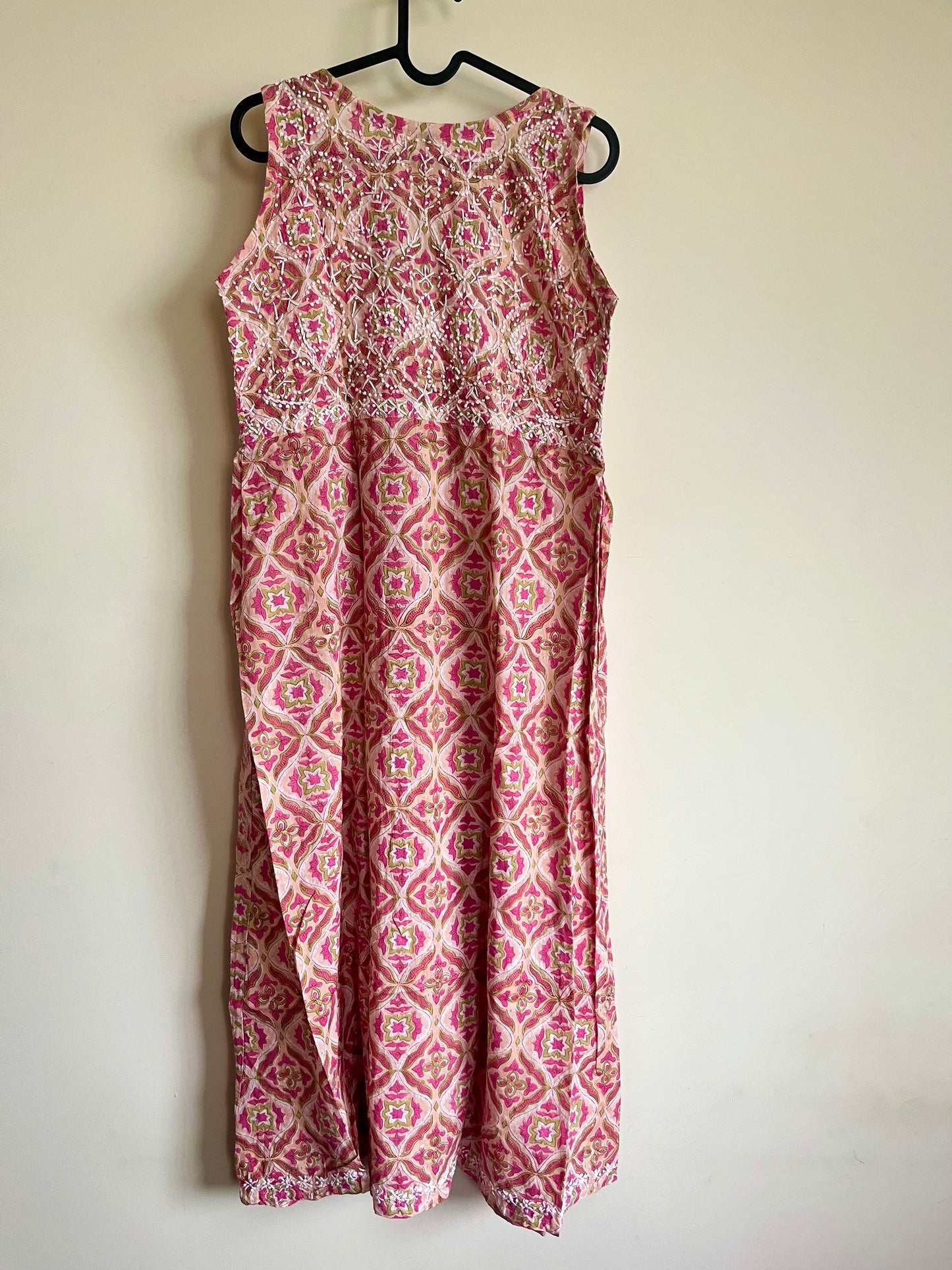 Sleeveless Aliya cut dress (with work on front and back) - Blushette