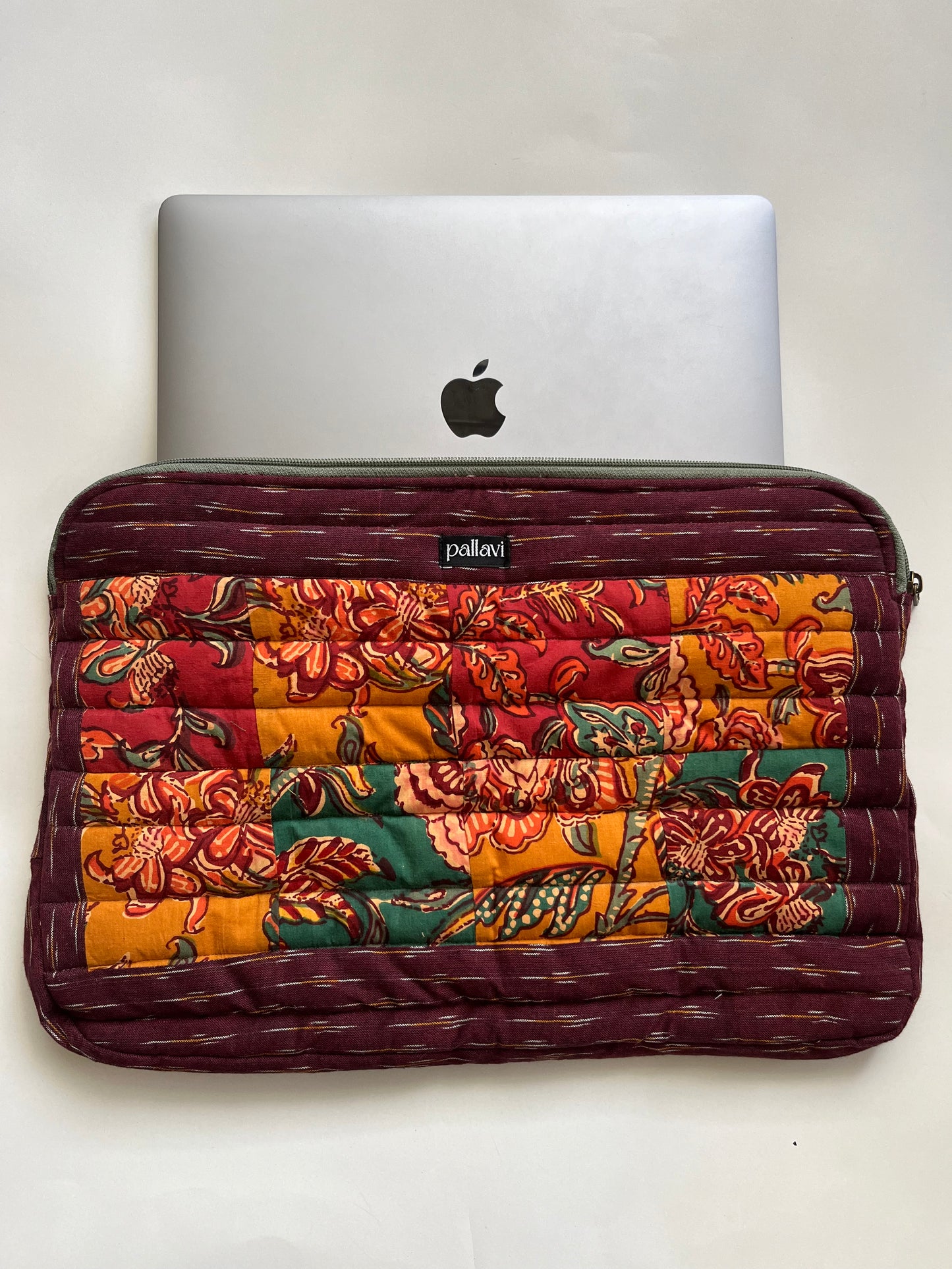 Quilted Laptop Sleeve (16”)