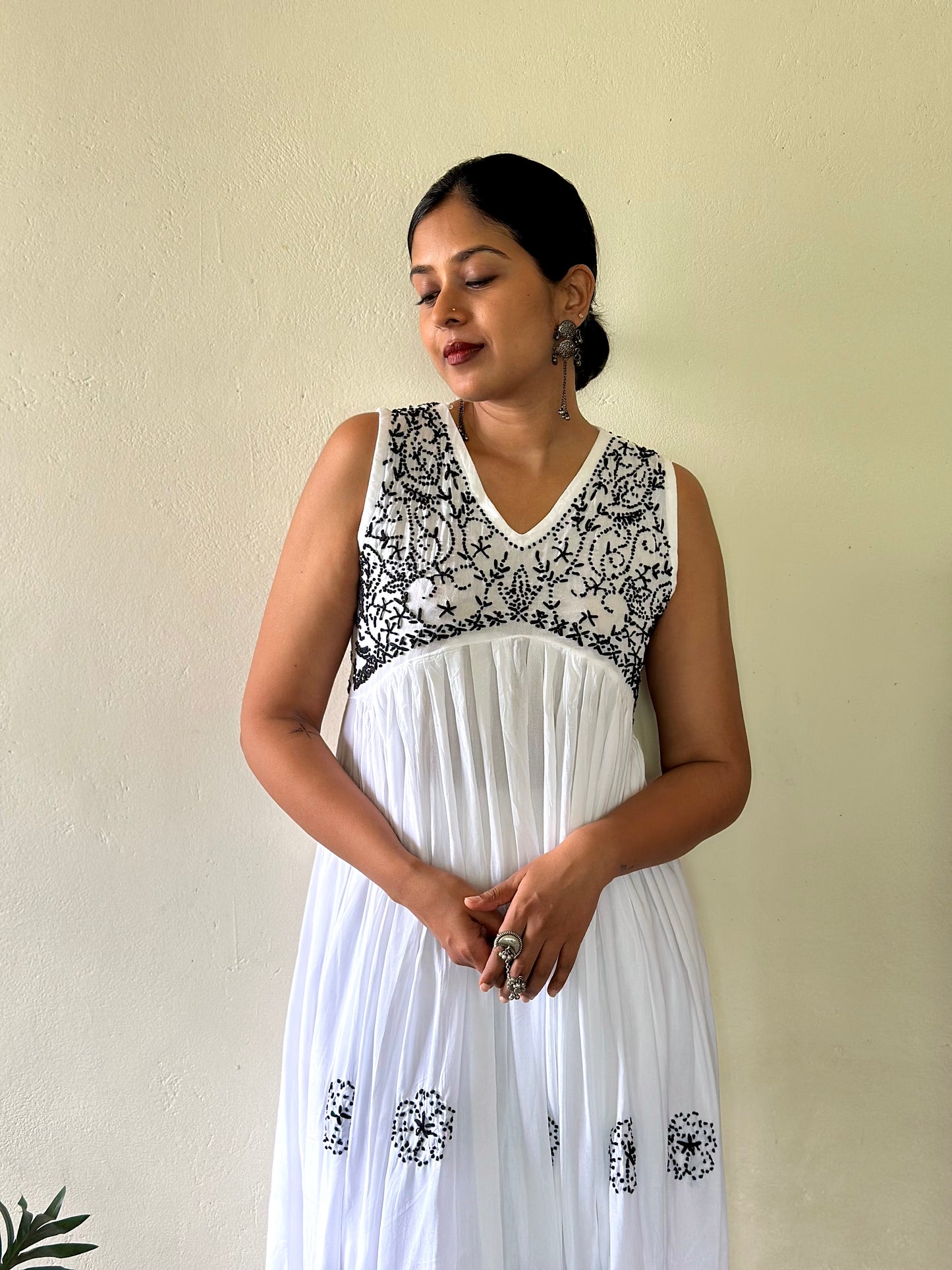 Sleeveless Aliya Cut Dress PRE-ORDER - Black knots on White (with work on front and back)