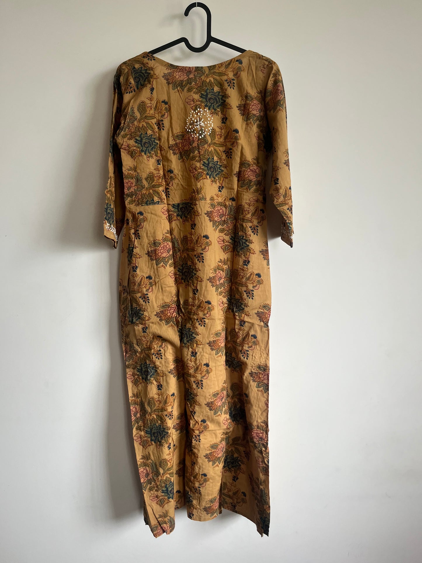 Aliya Cut Dress - Vanya