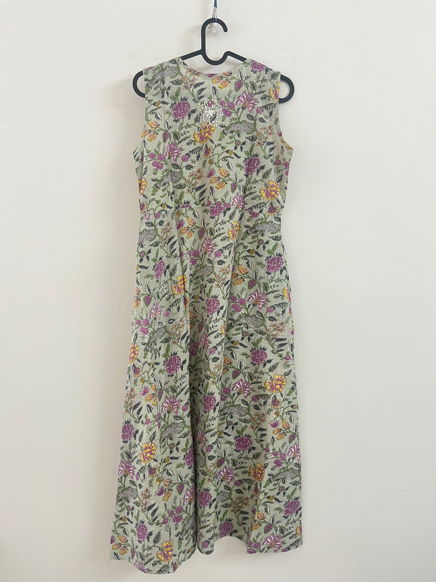 Sleeveless A-line Dress PRE-ORDER - Floral Pista Pink