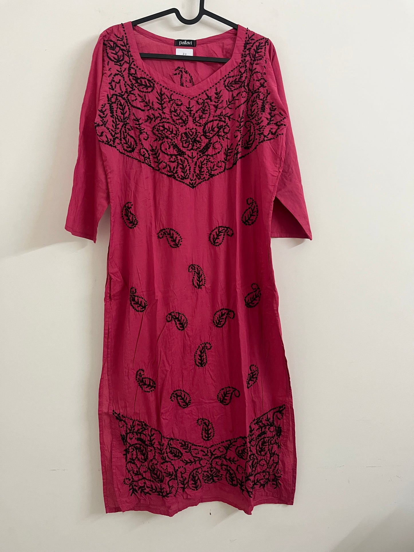 Straight Kurti PRE-ORDER - Black knots on Pink