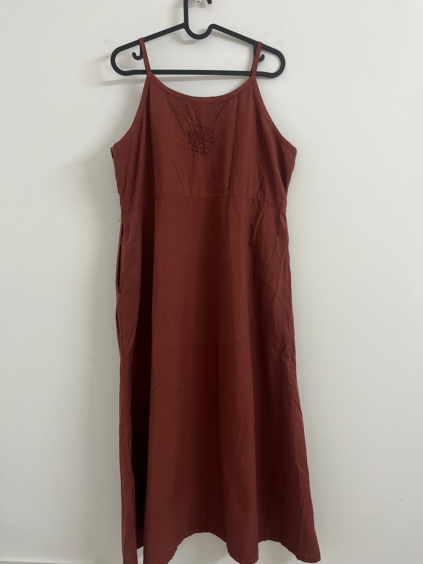 Sleeveless A-line Dress PRE-ORDER - Coffee brown