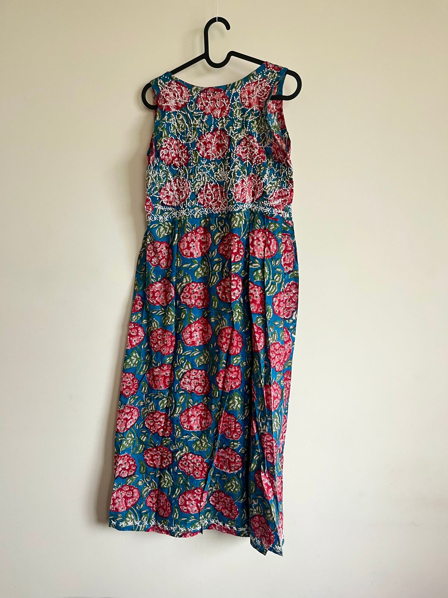 Sleeveless Aliya cut dress (with work on front and back) - Pinkbelle