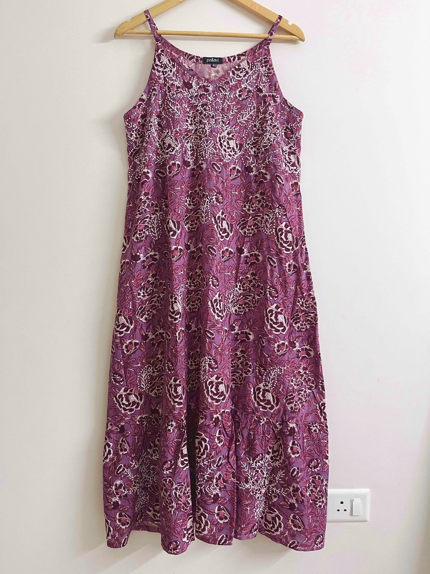 Sleeveless A-LINE Dress with Frill - Floral Blackcurrent