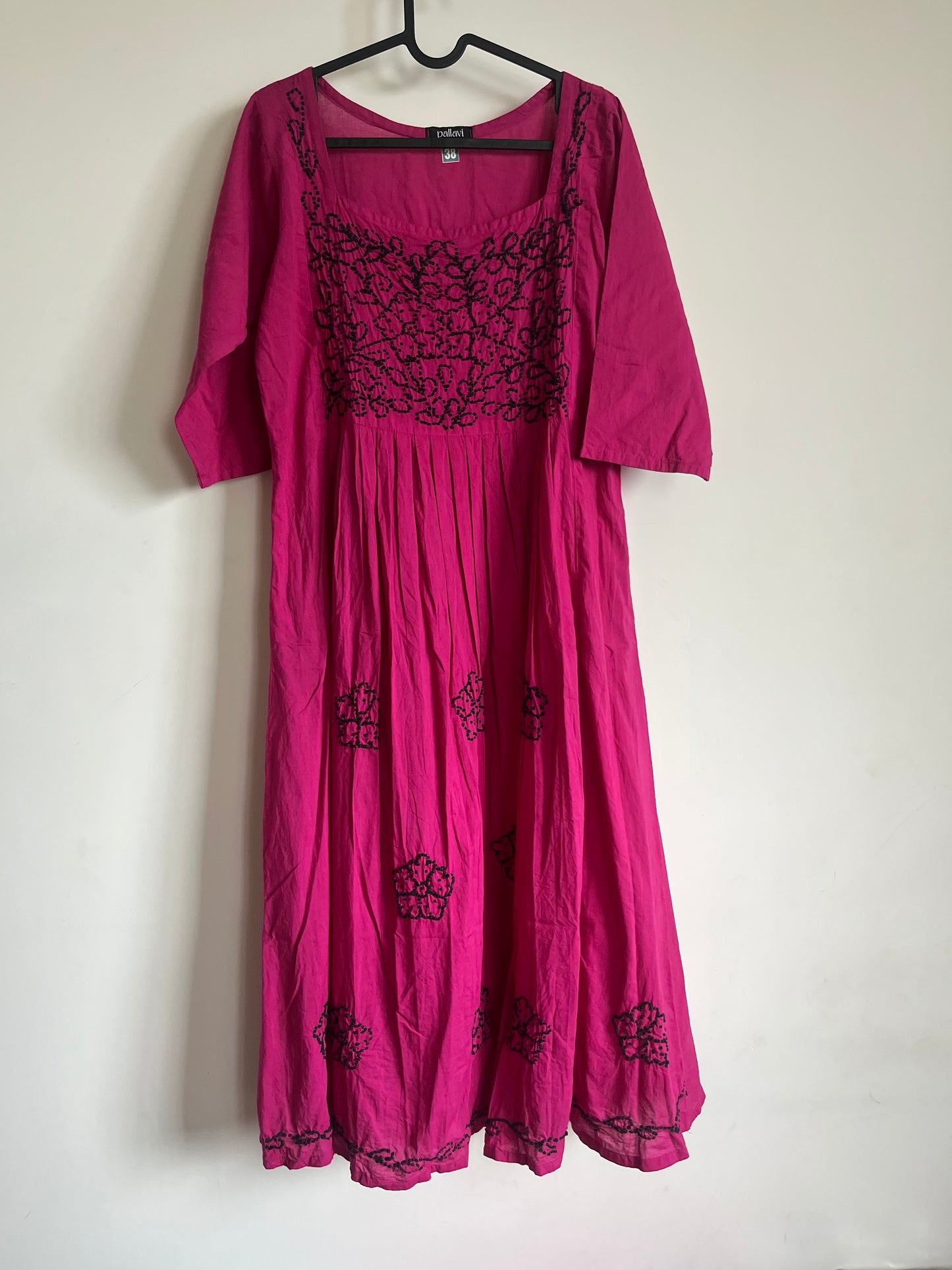 Pleated dress -Black knots on Hot Pink