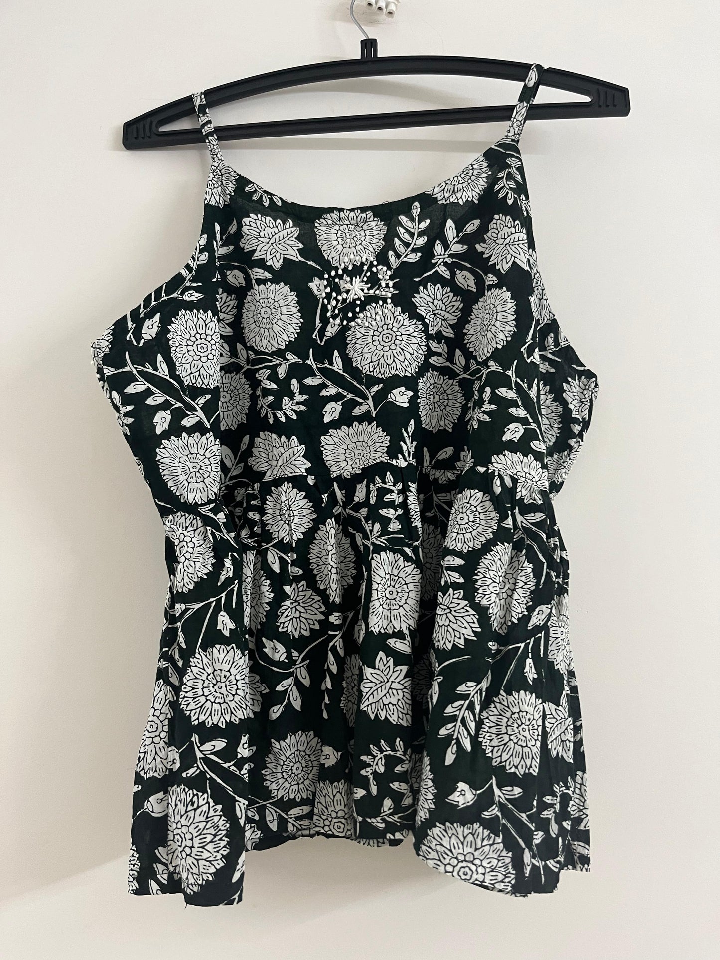 Flared Short Top PRE-ORDER - Floral Black & White