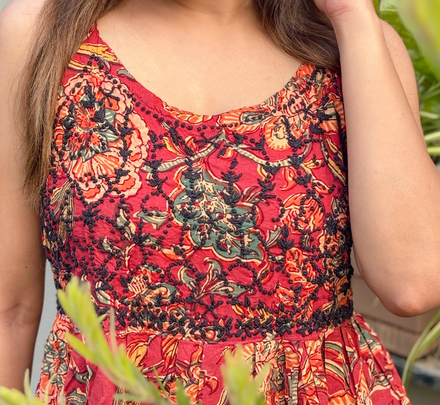 Flared Short Top - Floral Red Black