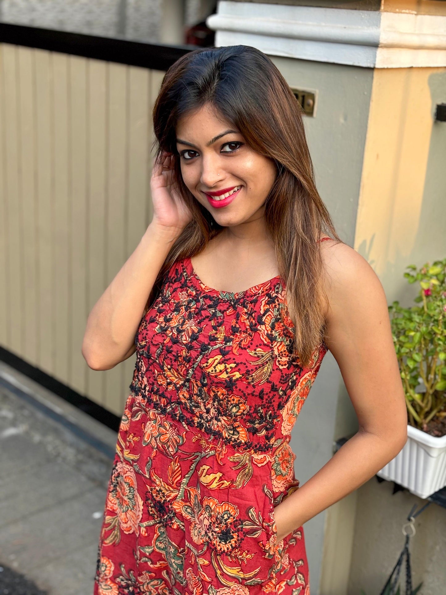 Sleeveless A-line Dress PRE-ORDER - Floral Red Black