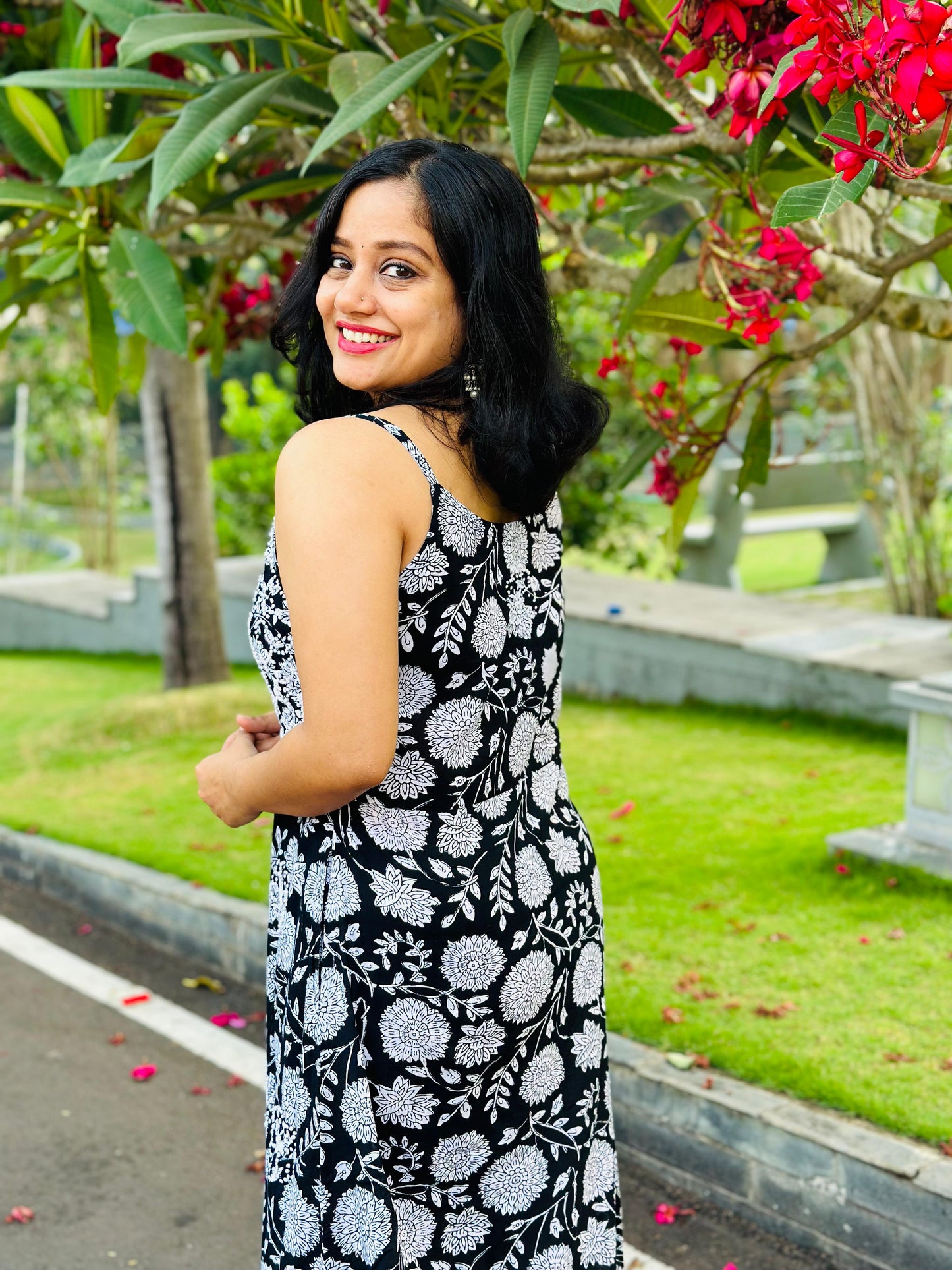 Sleeveless A-line Dress PRE-ORDER - Floral Black & White