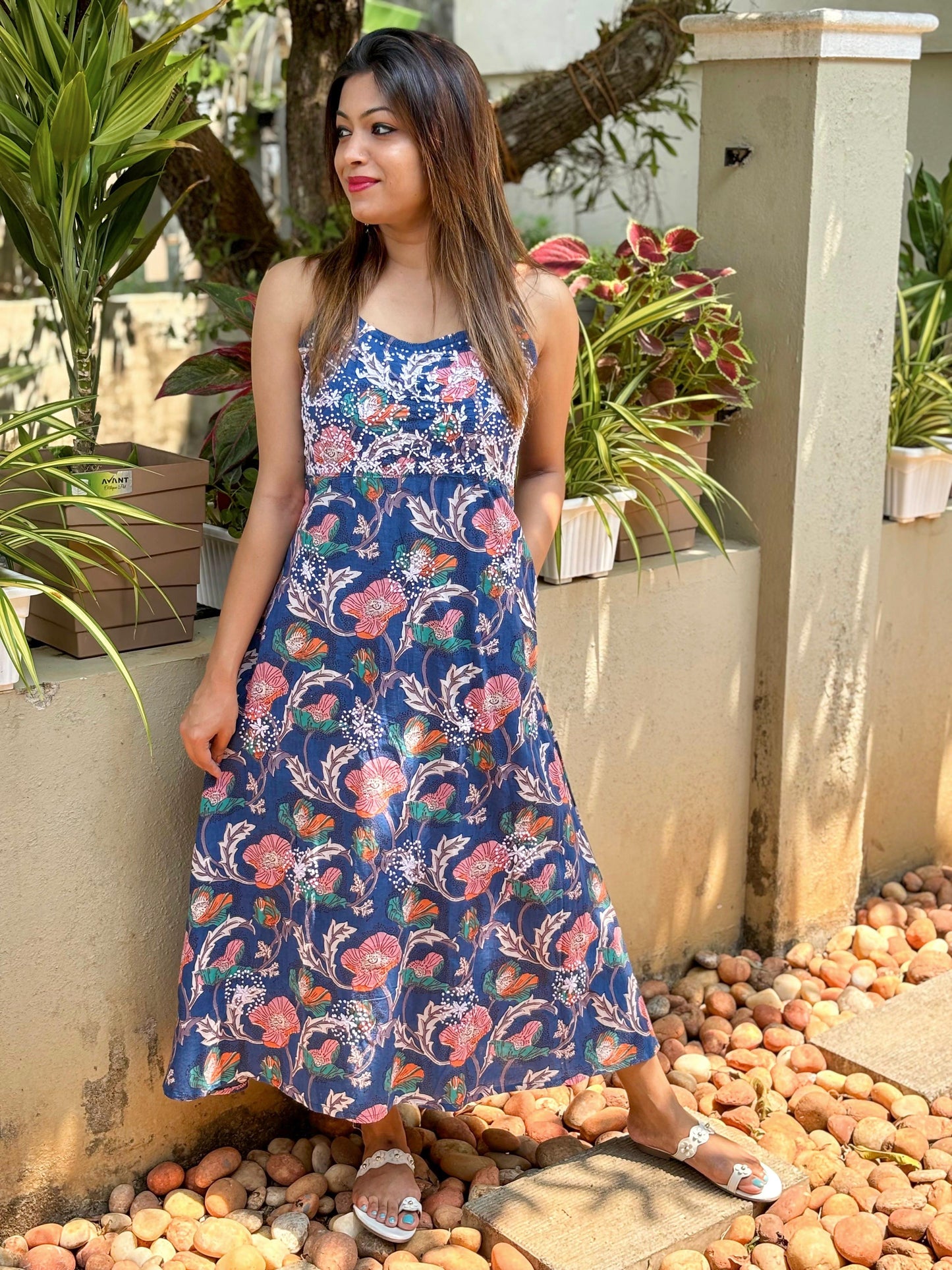 Sleeveless A-line Dress PRE-ORDER - Floral Navy Blue