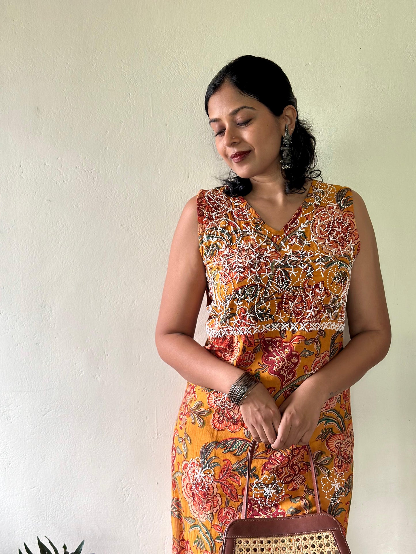 Straight Kurti Sleeveless - Floral Yellow Red