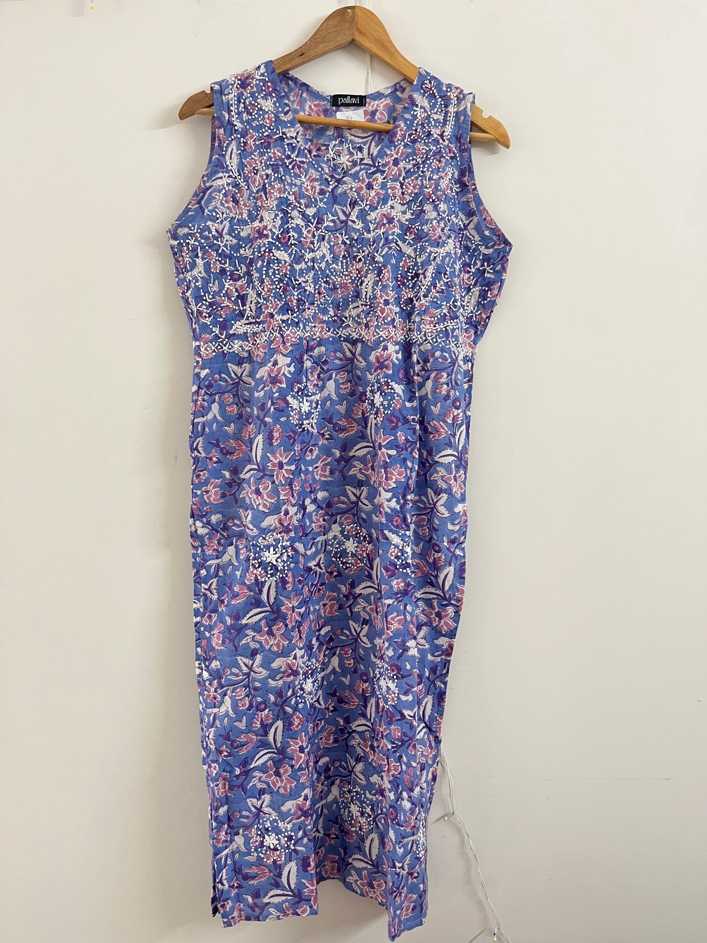 Straight Kurti and pant (Sleeveless) PRE-ORDER - Floral Periwinkle