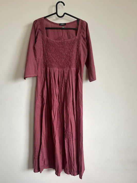 Pleated dress  PRE-ORDER - Dark Chikku