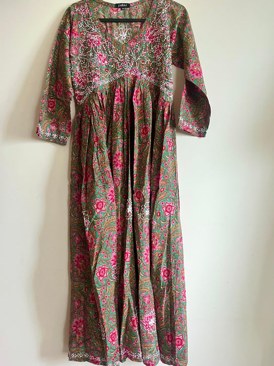 Aliya Cut Dress - Lyla green