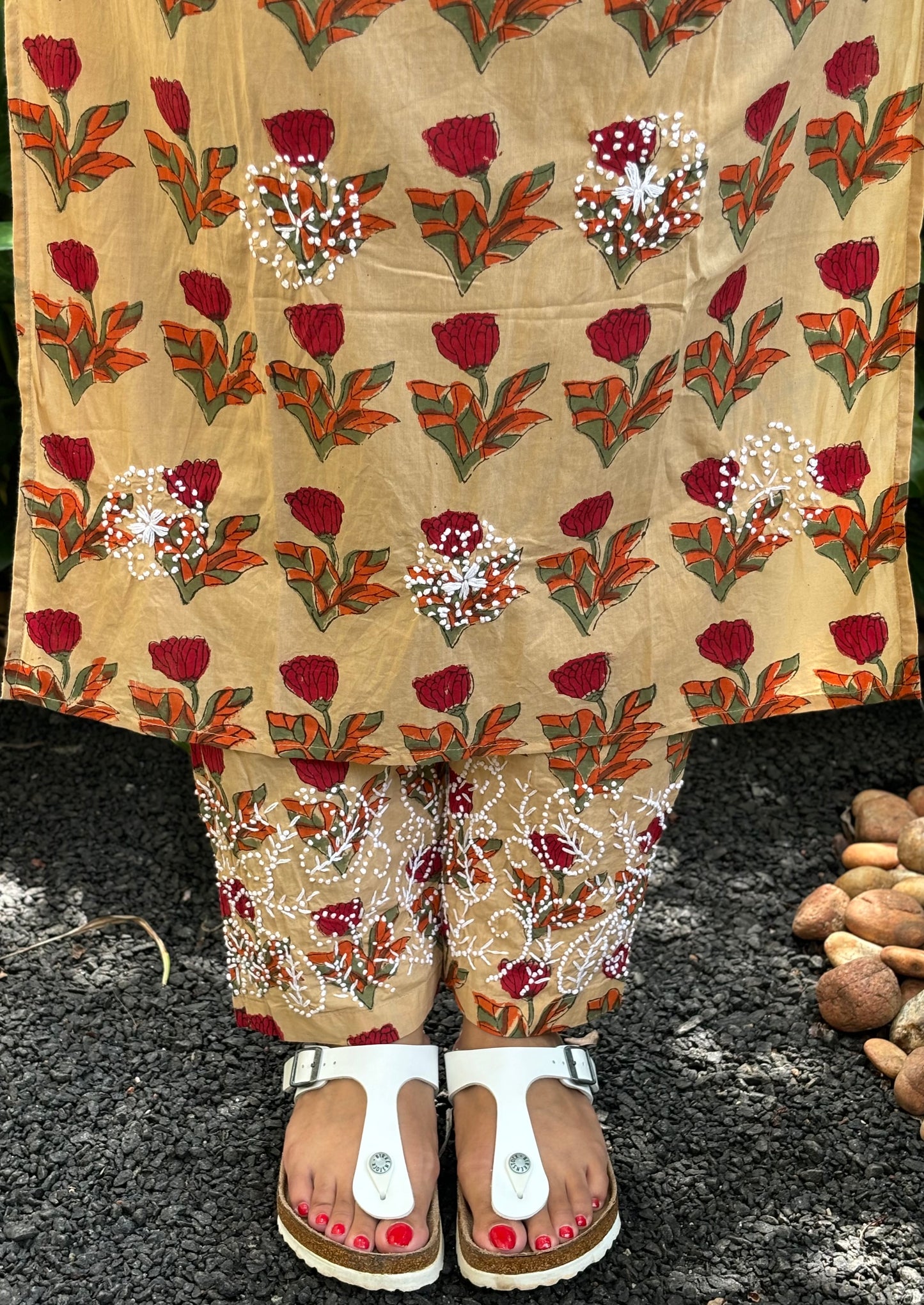 Straight Kurti and pant (Sleeveless) PRE-ORDER - Scarlette