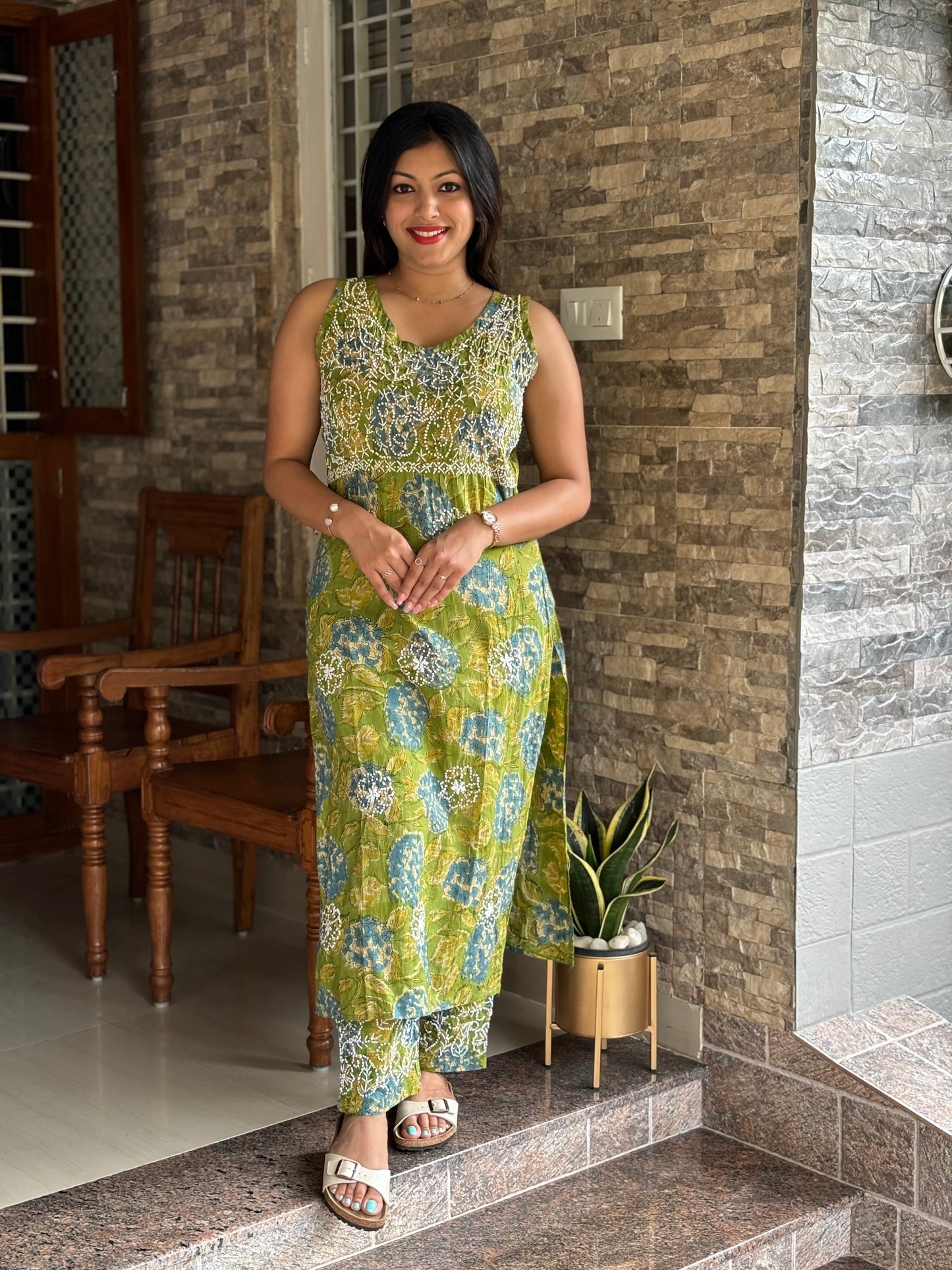 Straight Kurti and pant (Sleeveless) PRE-ORDER - Bluebelle