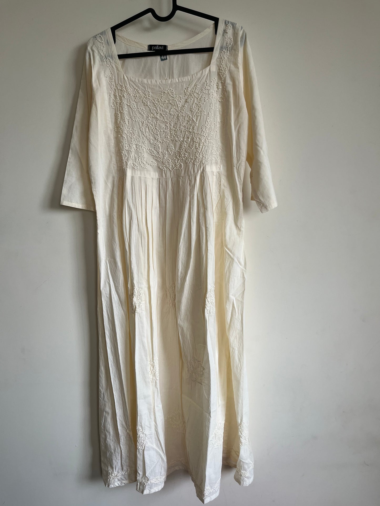 Pleated dress - Off-white