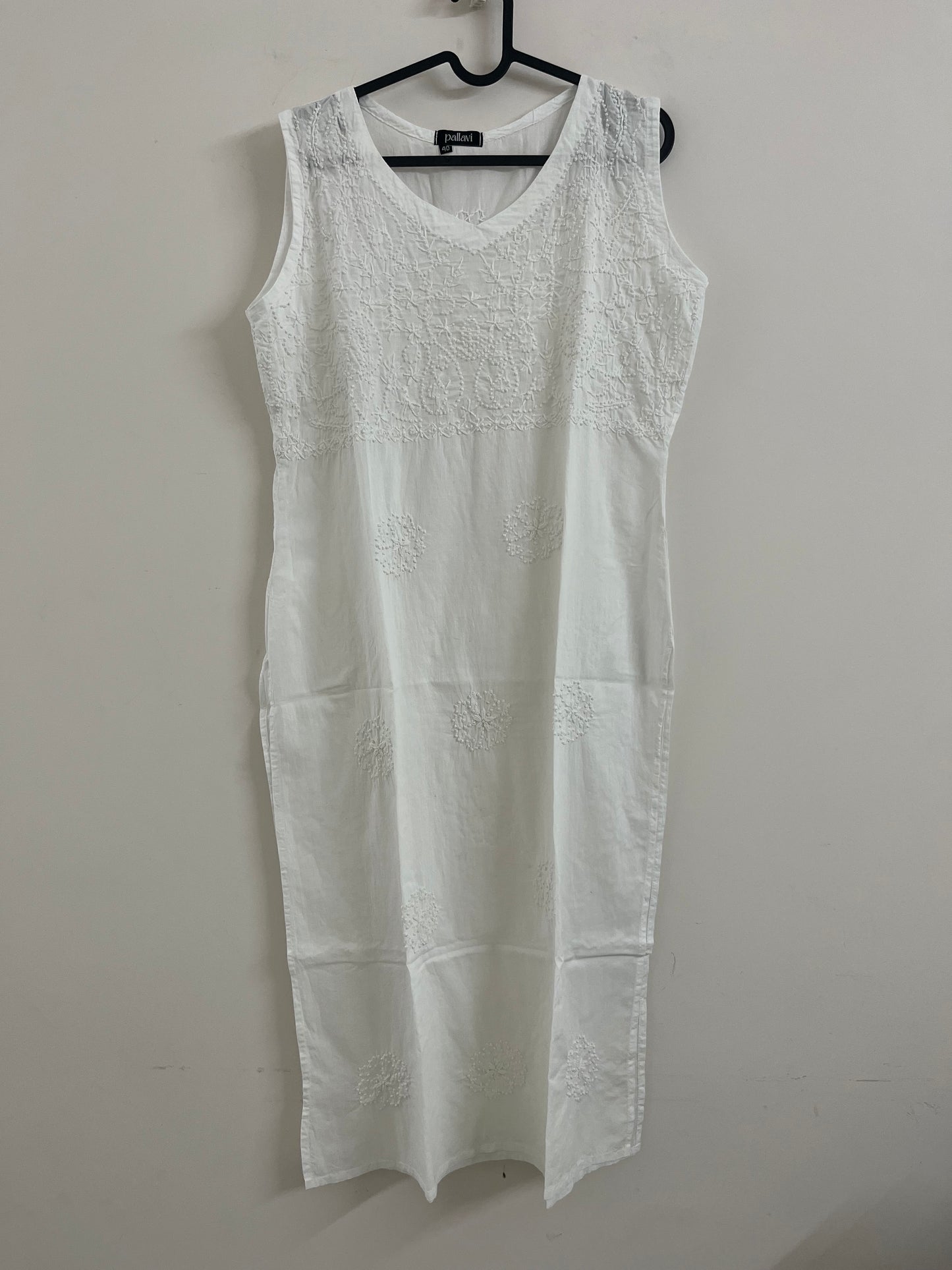 Sleeveless Straight kurti PRE-ORDER - White