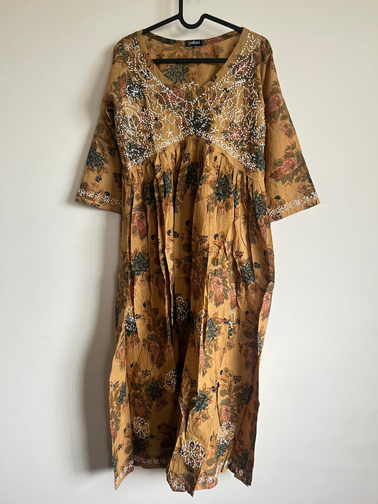 Aliya Cut Dress - Vanya