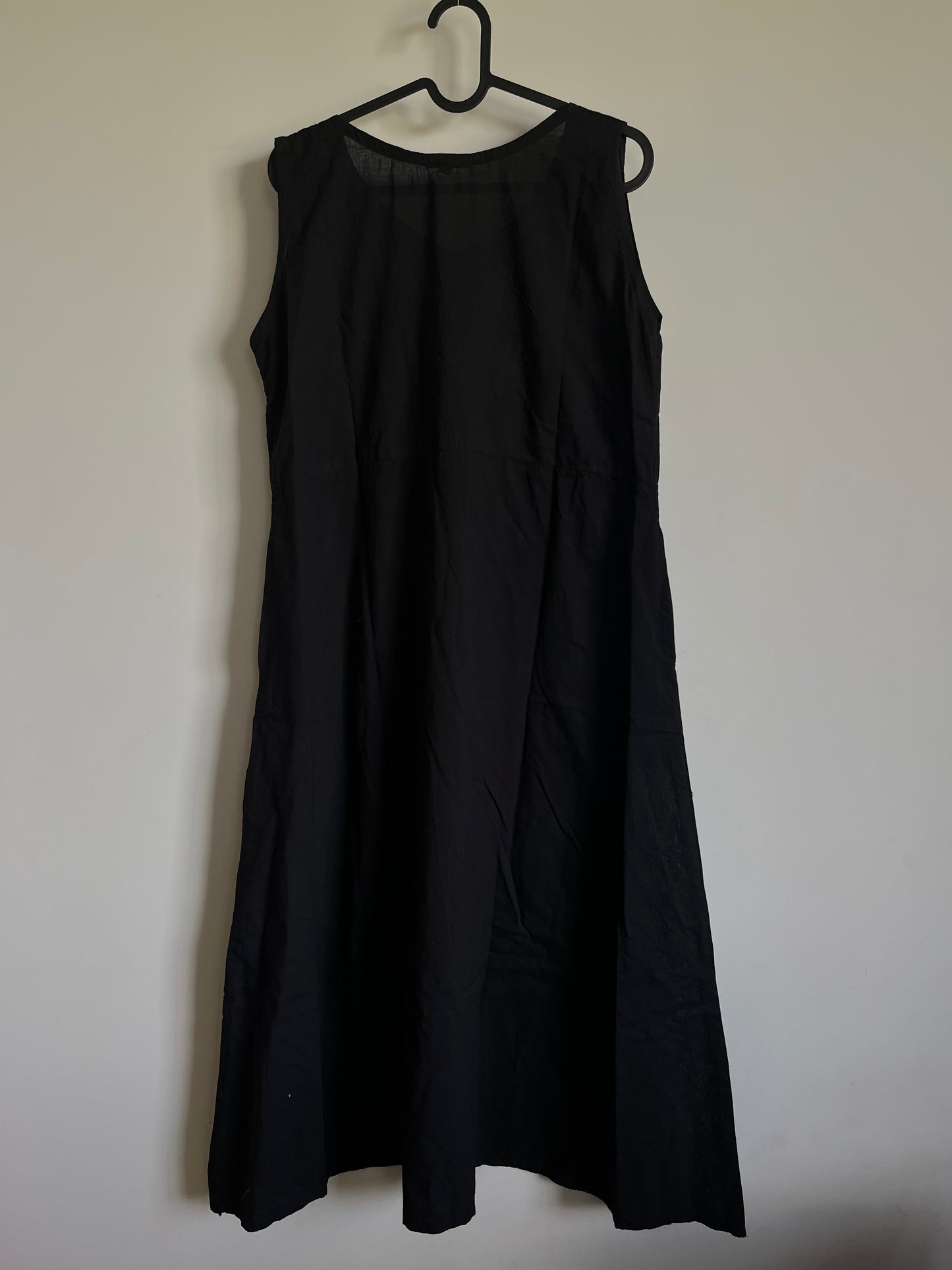 Glow Dress  PRE-ORDER - Black