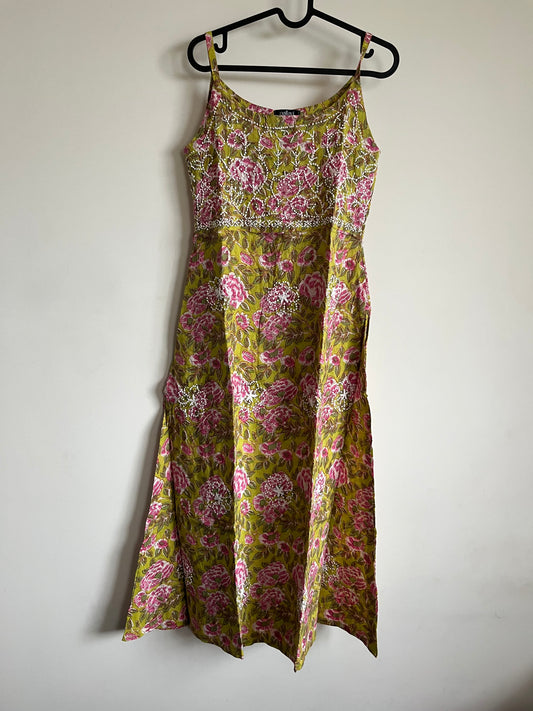 Sleeveless A-line Dress - Pinkcurrent