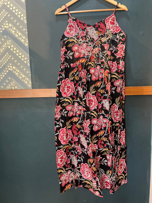 Garden whispers  Dress PRE-ORDER - Floral black