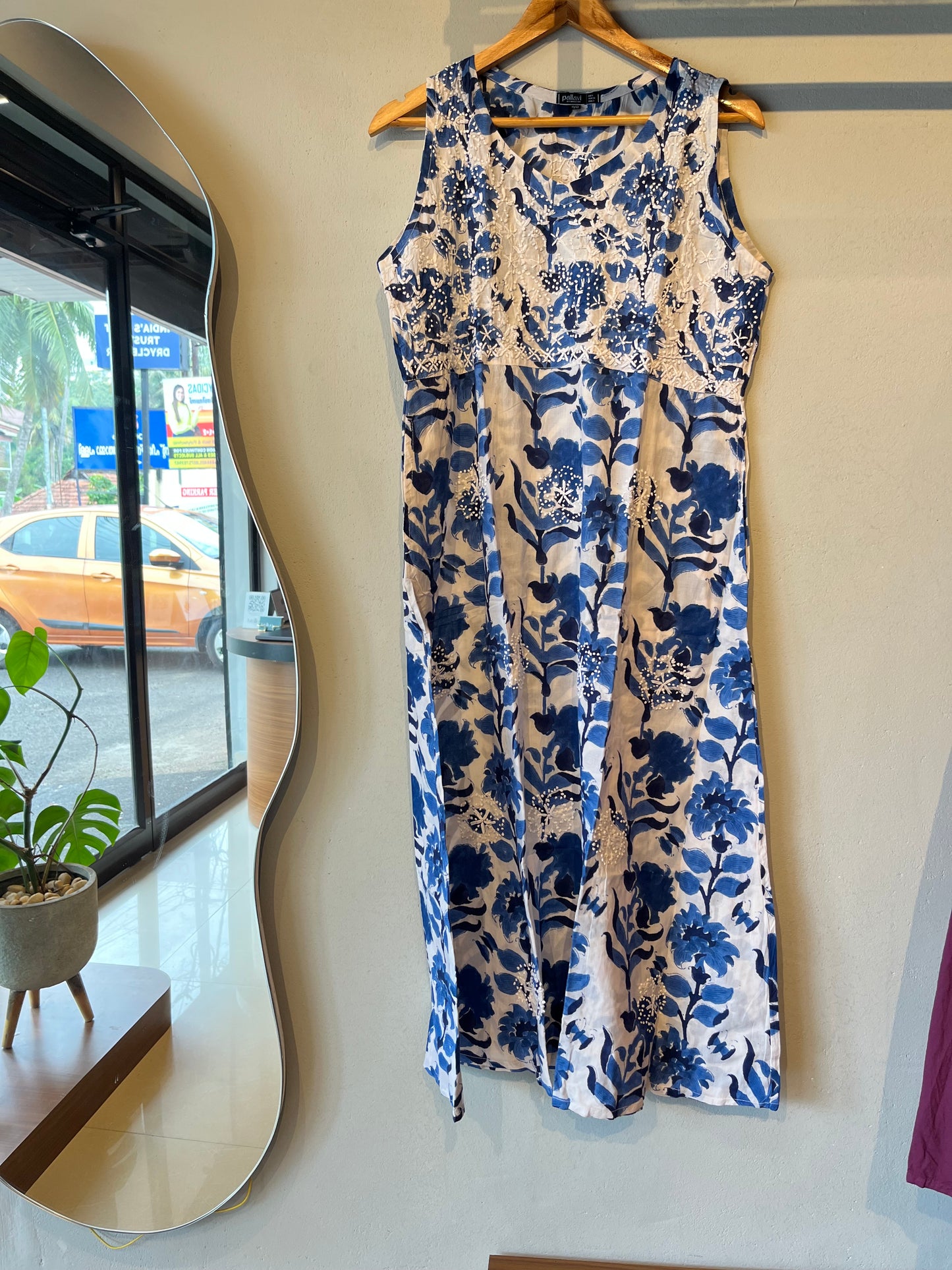 Sleeveless A-line Dress - Floral Blue