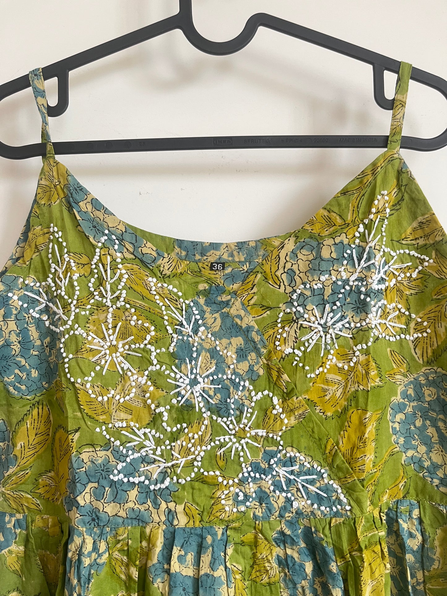 Garden whispers  Dress- Bluebelle
