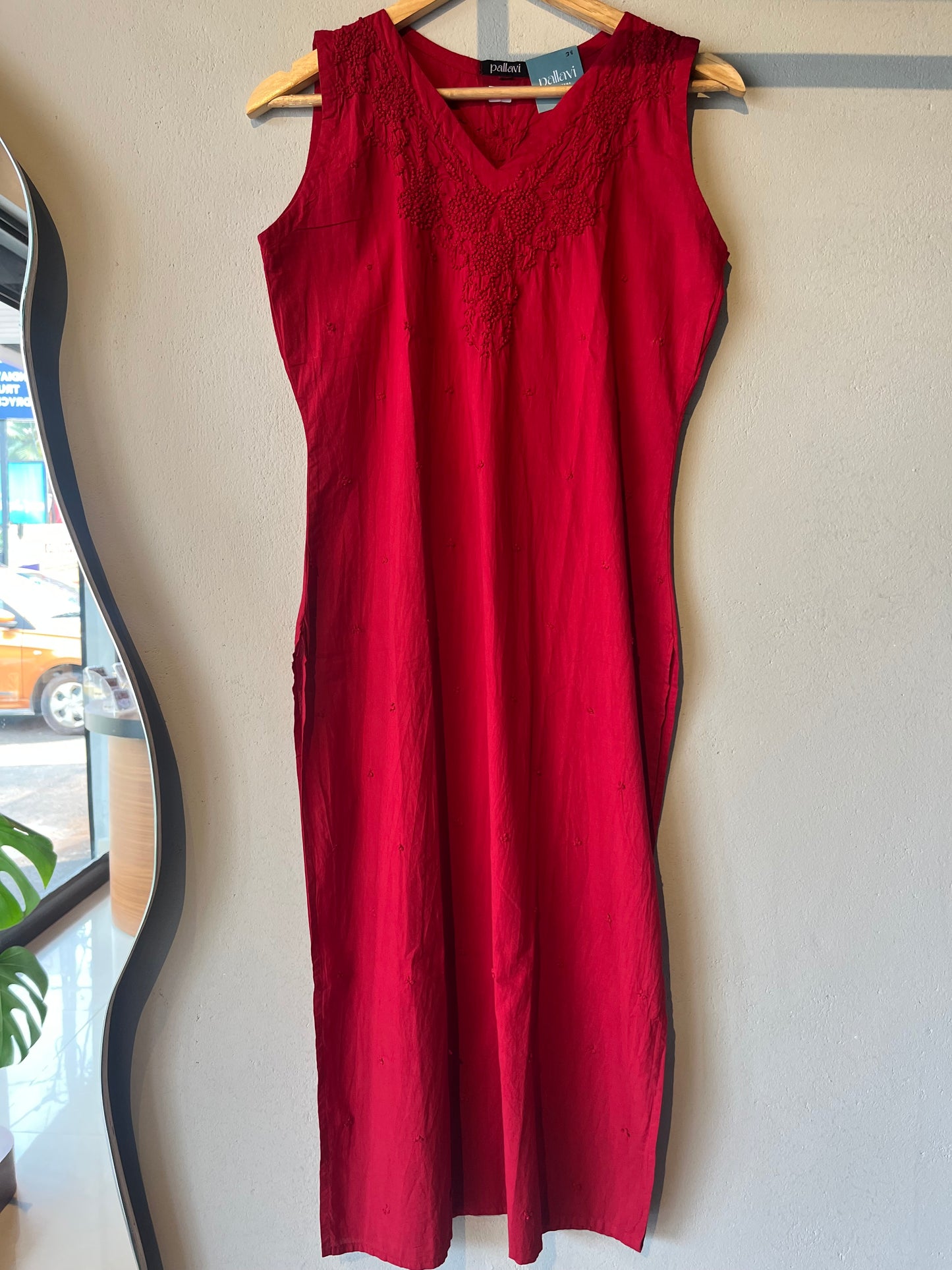 Sleeveless Straight Kurti - Red