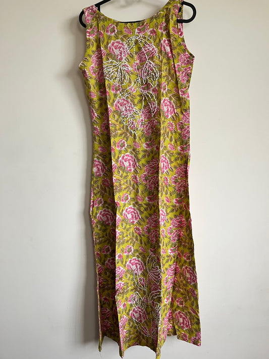 Chameli Charm Dress - Pinkcurrent