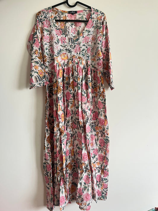 Aliya Cut Dress - Floral White