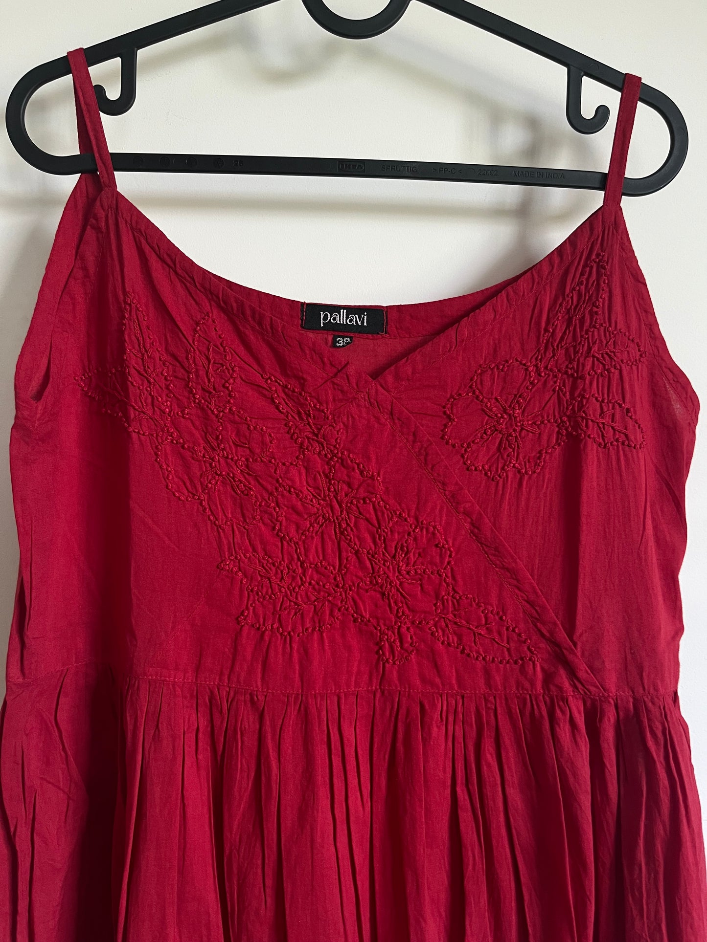 Garden whispers  Dress - Red