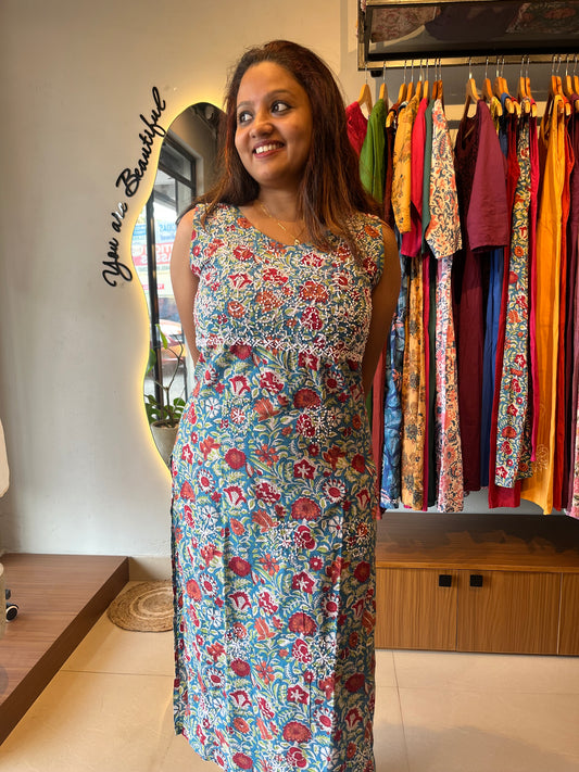 Sleeveless Straight Kurti PRE-ORDER - Melange