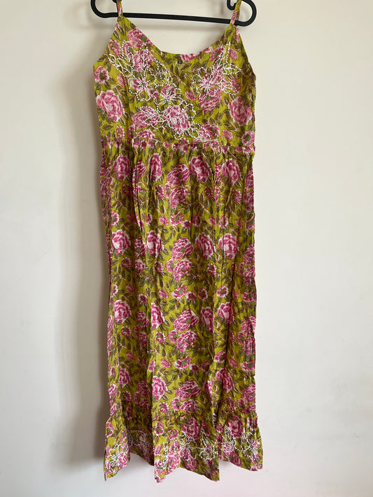 Garden whispers  Dress- Pinkcurrent