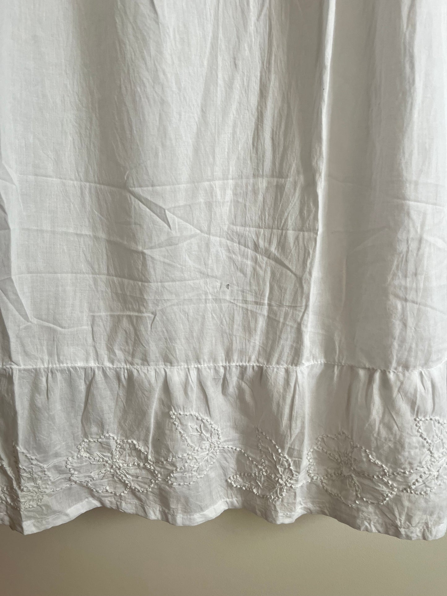 Garden whispers Dress PRE-ORDER - White