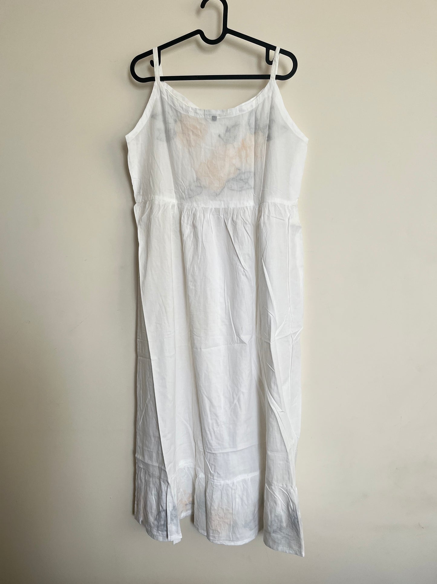 Garden whispers Dress PRE-ORDER - White with colorful thread