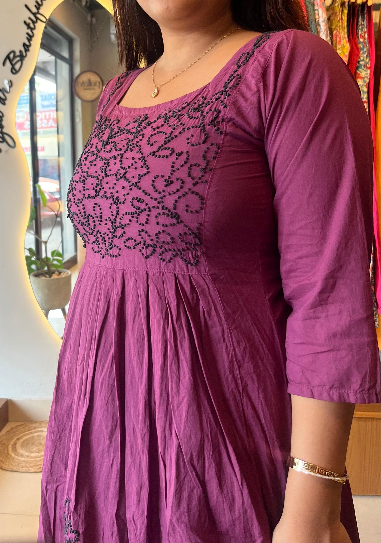 Pleated dress -Black knots on Wine