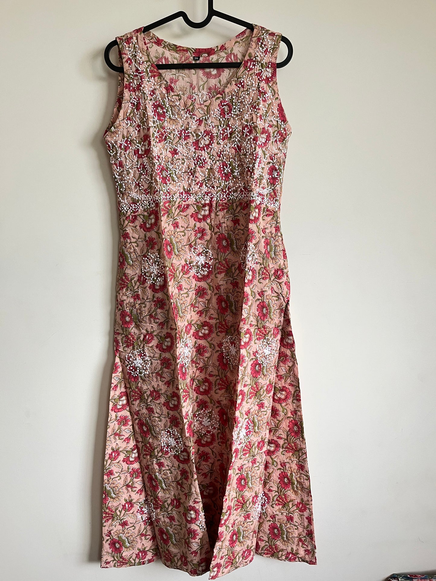 Sleeveless A-line Dress - Mili