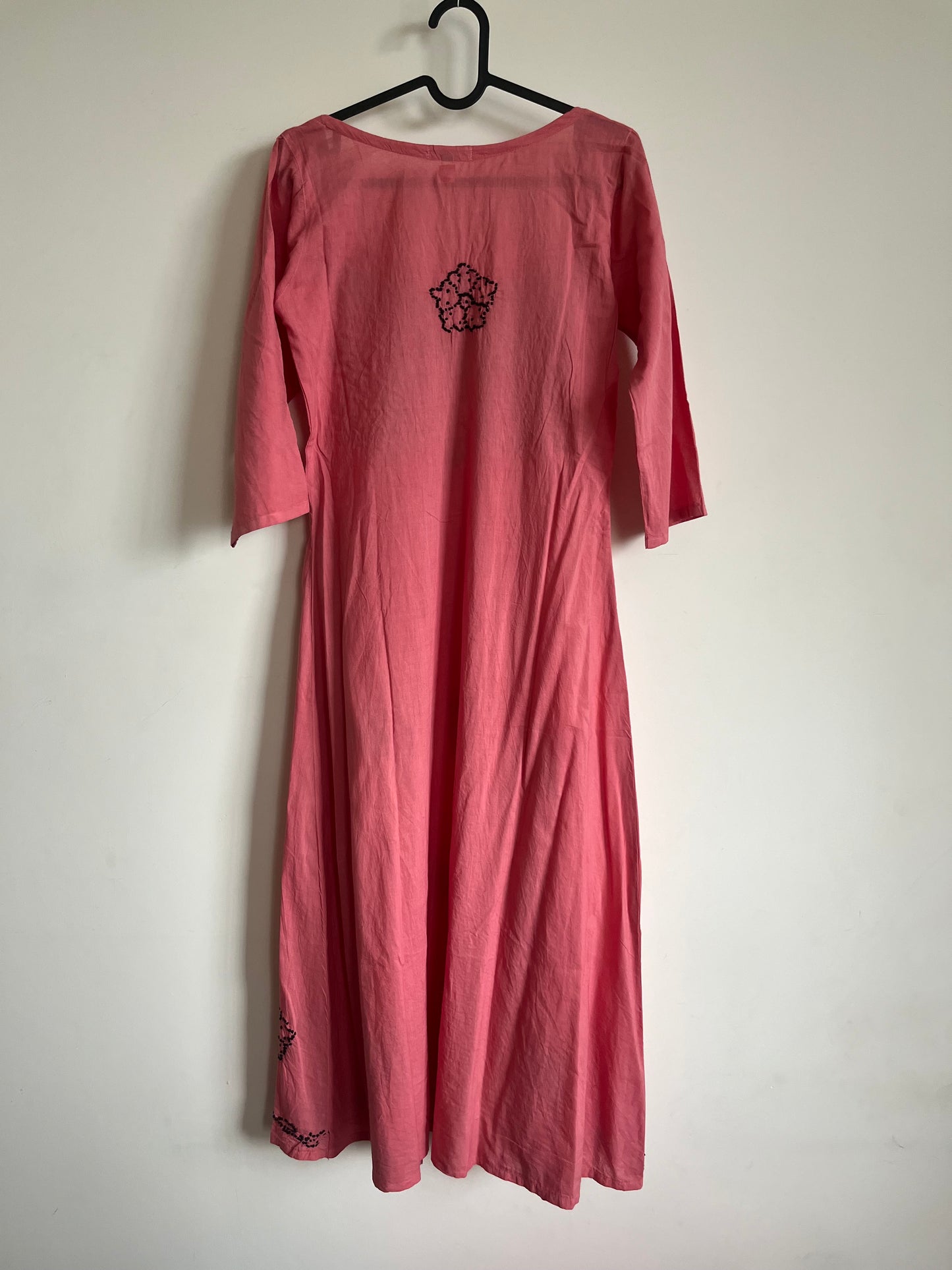 Pleated dress -Black knots on Nude Pink