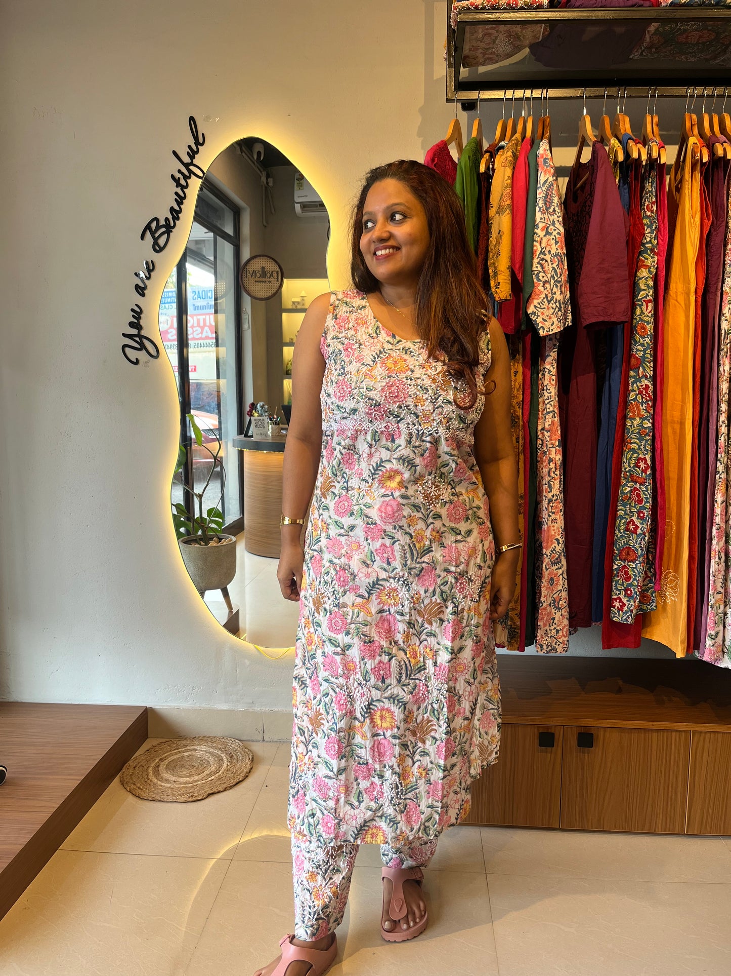 Sleeveless Straight Kurti and pant PRE-ORDER - Floral White