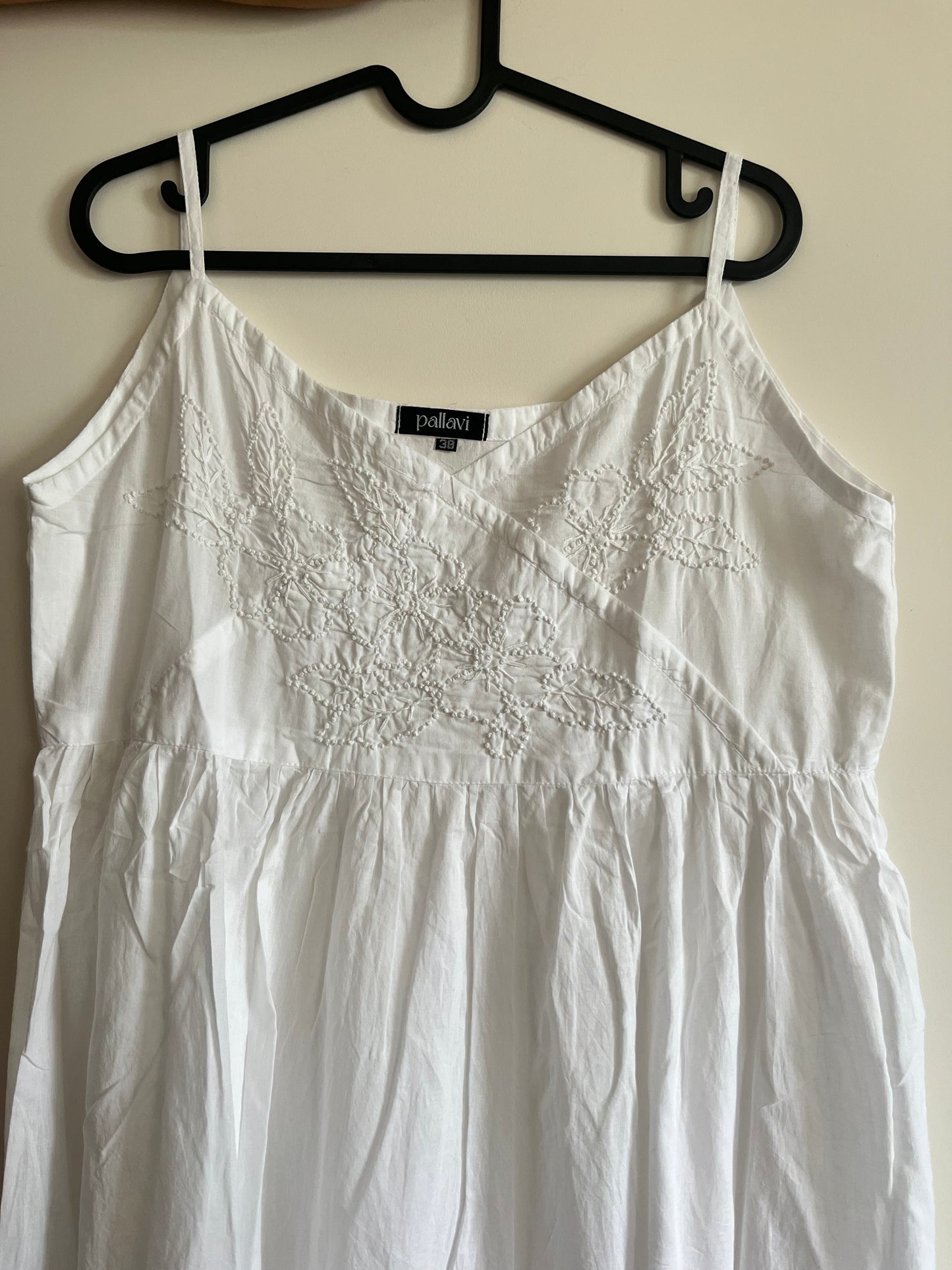 Garden whispers Dress PRE-ORDER - White