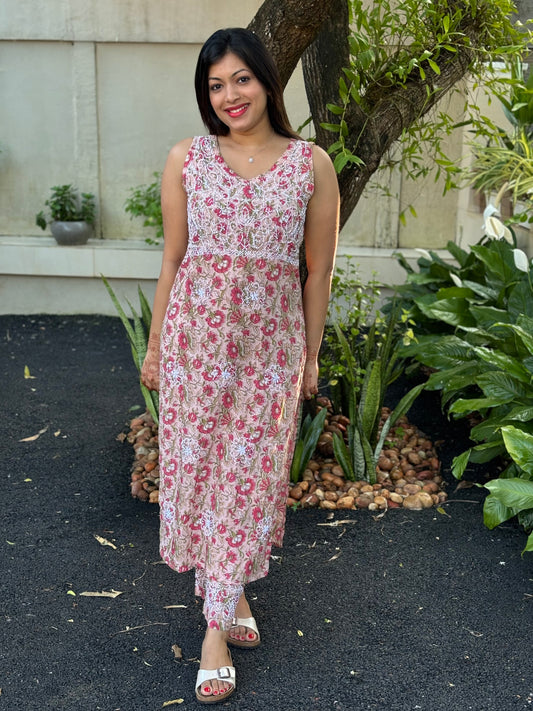 Sleeveless Straight Kurti PE-ORDER - Mili