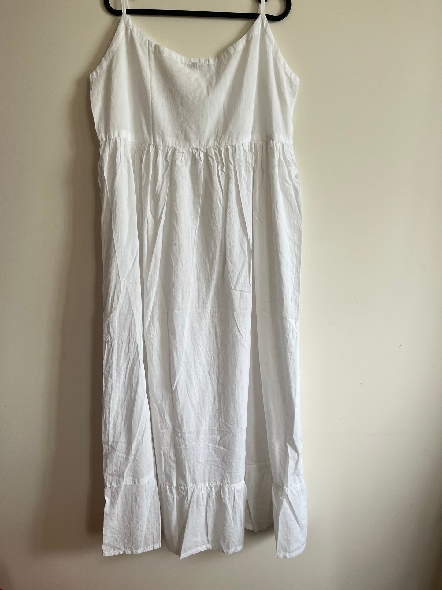 Garden whispers Dress PRE-ORDER - White